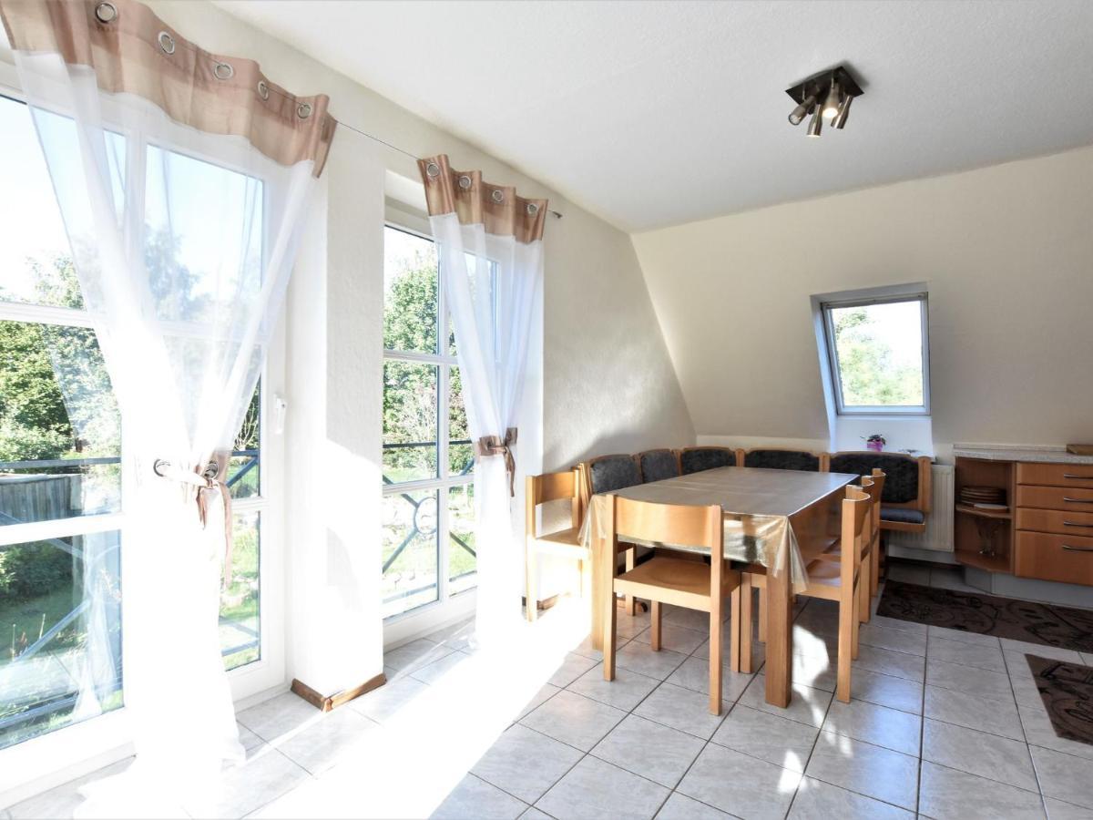 4 Room Holiday Apartment With Garden Kossau Zimmer foto